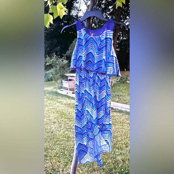 Girls 7/8 Hi-Low Dress👗Shades of Blues and Whites Chevron Dots & Blue Lace Back - Picture 3 of 15
